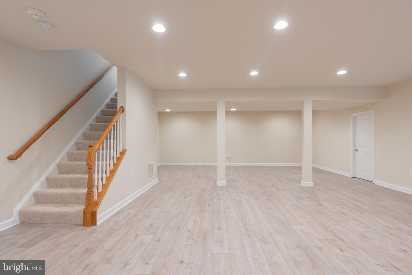 15731 ELSIE VIRGINIA PL, WATERFORD, Virginia 20197, 4 Bedrooms Bedrooms, ,4 BathroomsBathrooms,Residential,For sale,15731 ELSIE VIRGINIA PL,VALO2102428 MLS # VALO2102428