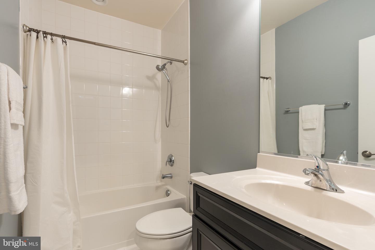 15731 ELSIE VIRGINIA PL, WATERFORD, Virginia 20197, 4 Bedrooms Bedrooms, ,4 BathroomsBathrooms,Residential,For sale,15731 ELSIE VIRGINIA PL,VALO2102428 MLS # VALO2102428