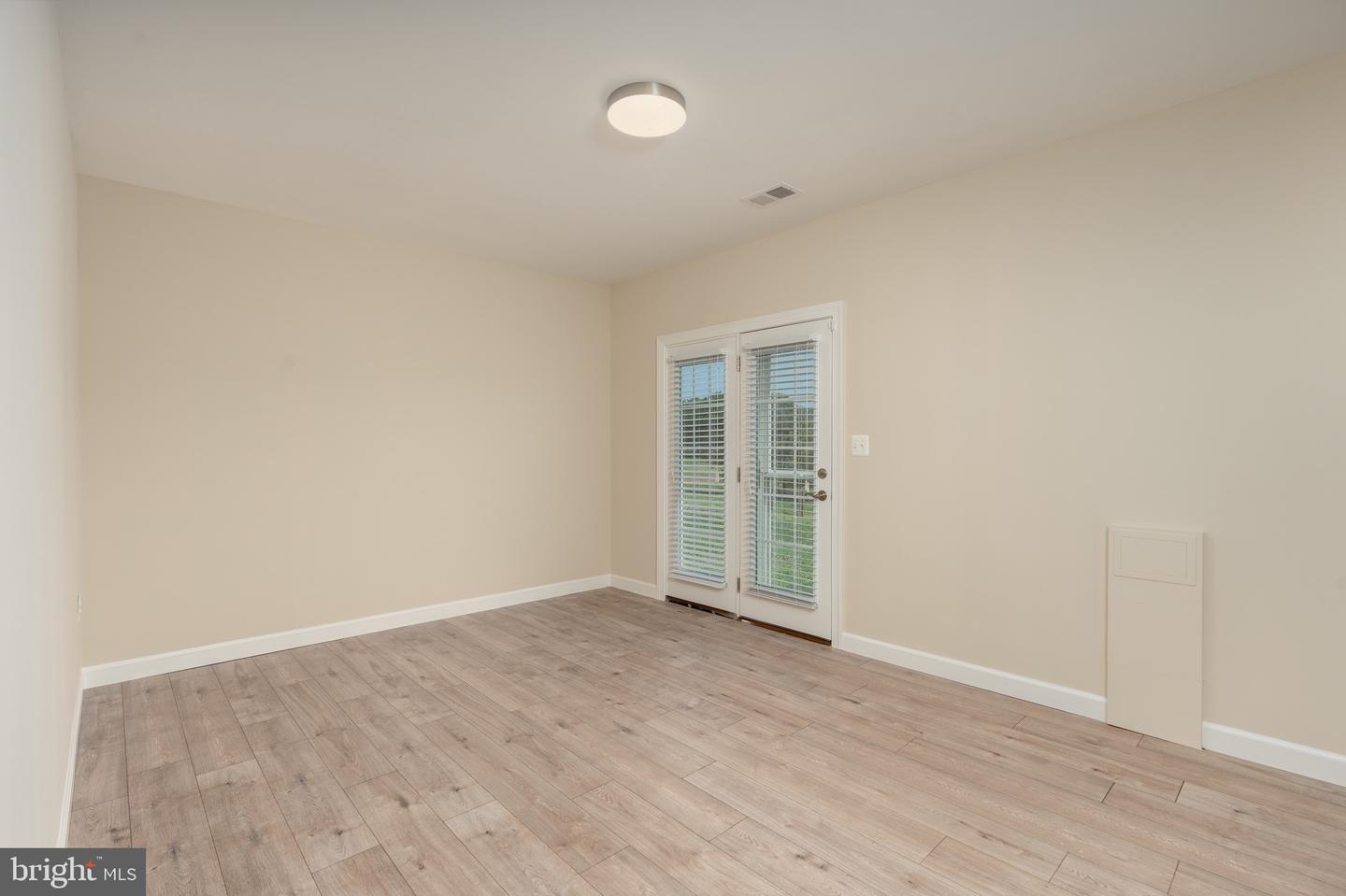 15731 ELSIE VIRGINIA PL, WATERFORD, Virginia 20197, 4 Bedrooms Bedrooms, ,4 BathroomsBathrooms,Residential,For sale,15731 ELSIE VIRGINIA PL,VALO2102428 MLS # VALO2102428