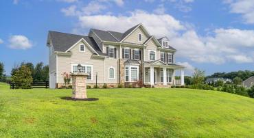 15731 ELSIE VIRGINIA PL, WATERFORD, Virginia 20197, 4 Bedrooms Bedrooms, ,4 BathroomsBathrooms,Residential,For sale,15731 ELSIE VIRGINIA PL,VALO2102428 MLS # VALO2102428