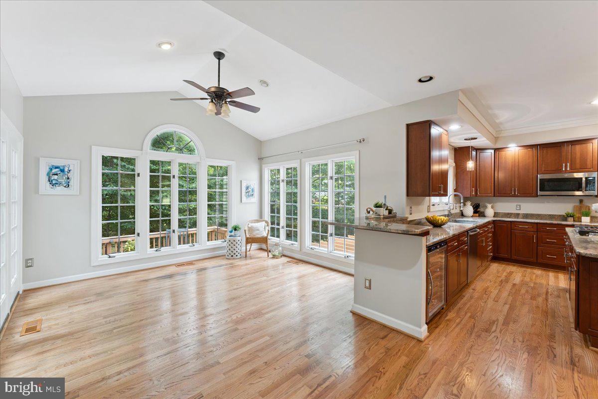 7411 UNION RIDGE RD, CLIFTON, Virginia 20124, 5 Bedrooms Bedrooms, ,4 BathroomsBathrooms,Residential,For sale,7411 UNION RIDGE RD,VAFX2255508 MLS # VAFX2255508