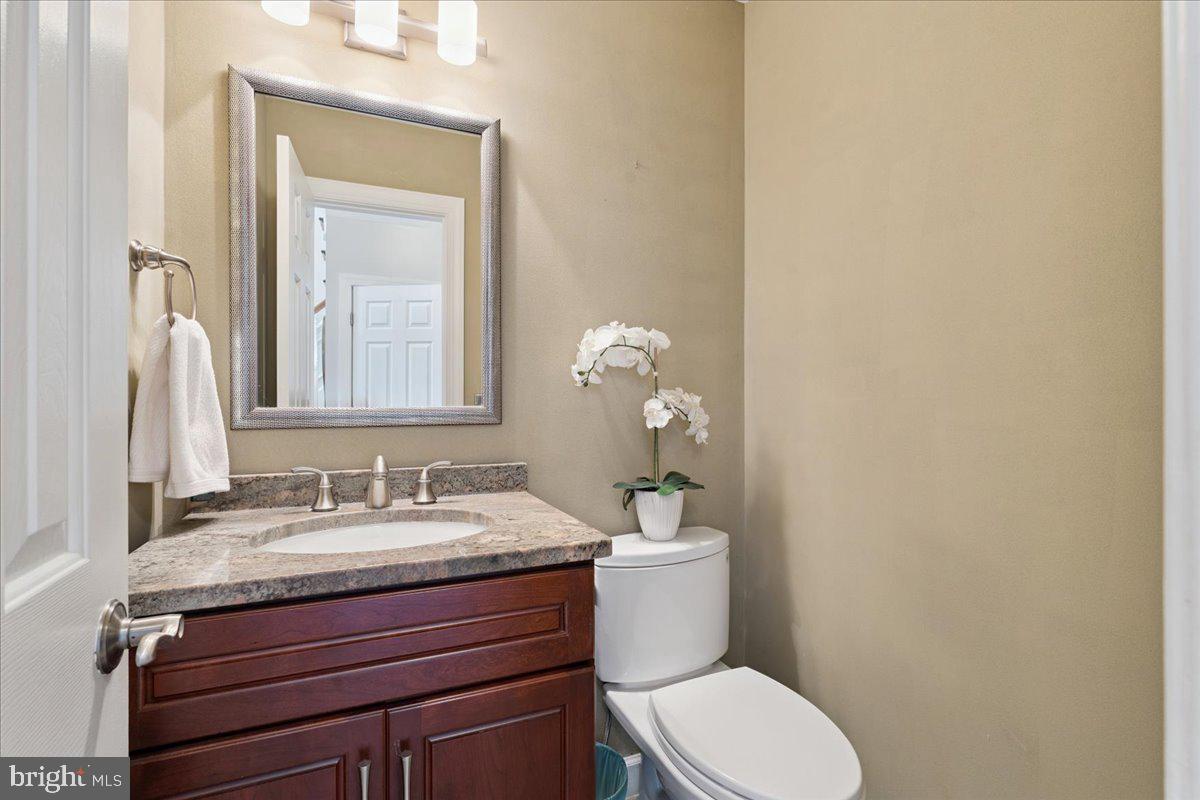 7411 UNION RIDGE RD, CLIFTON, Virginia 20124, 5 Bedrooms Bedrooms, ,4 BathroomsBathrooms,Residential,For sale,7411 UNION RIDGE RD,VAFX2255508 MLS # VAFX2255508