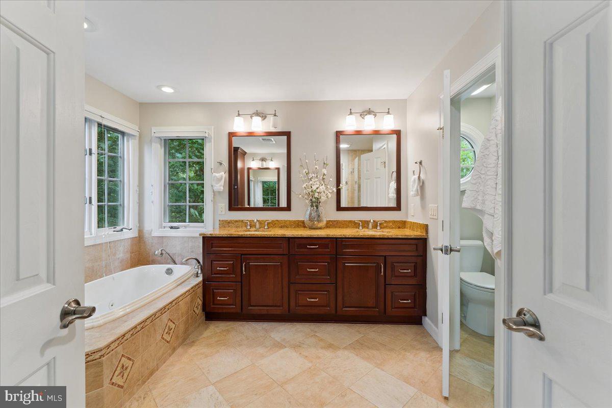 7411 UNION RIDGE RD, CLIFTON, Virginia 20124, 5 Bedrooms Bedrooms, ,4 BathroomsBathrooms,Residential,For sale,7411 UNION RIDGE RD,VAFX2255508 MLS # VAFX2255508