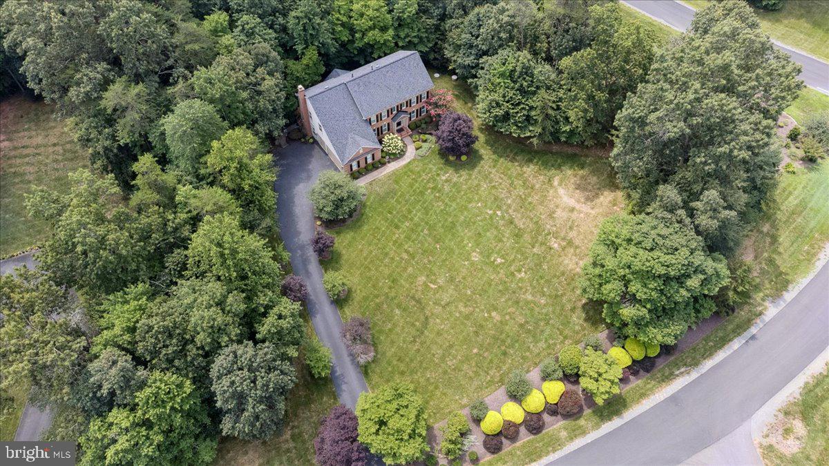 7411 UNION RIDGE RD, CLIFTON, Virginia 20124, 5 Bedrooms Bedrooms, ,4 BathroomsBathrooms,Residential,For sale,7411 UNION RIDGE RD,VAFX2255508 MLS # VAFX2255508