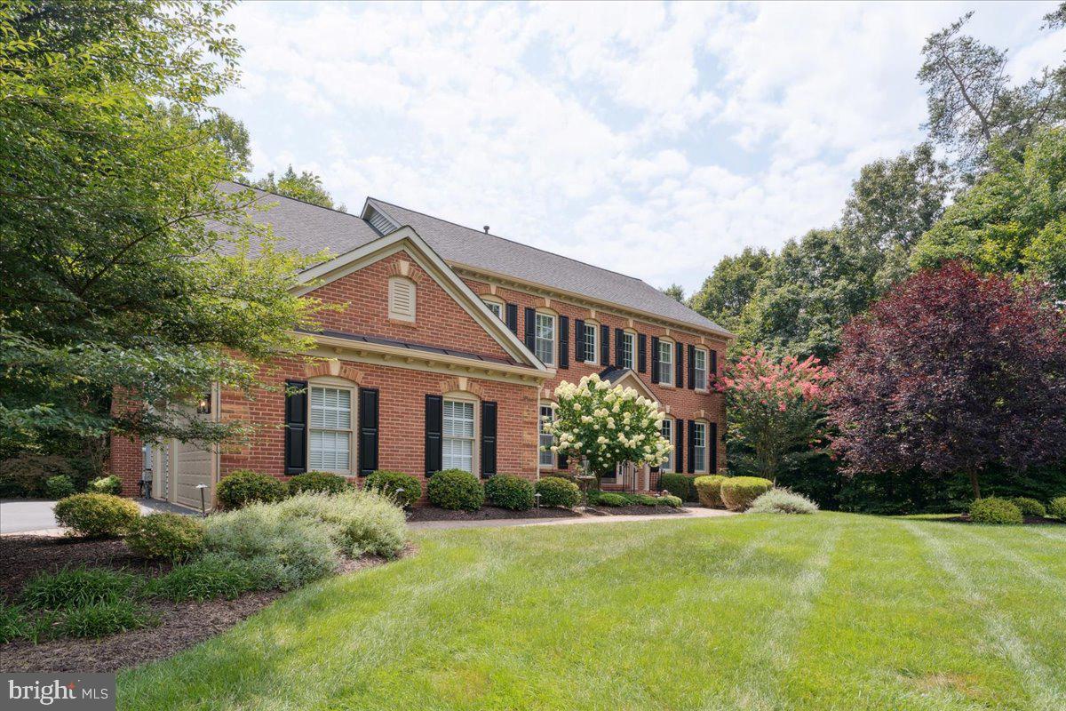 7411 UNION RIDGE RD, CLIFTON, Virginia 20124, 5 Bedrooms Bedrooms, ,4 BathroomsBathrooms,Residential,For sale,7411 UNION RIDGE RD,VAFX2255508 MLS # VAFX2255508