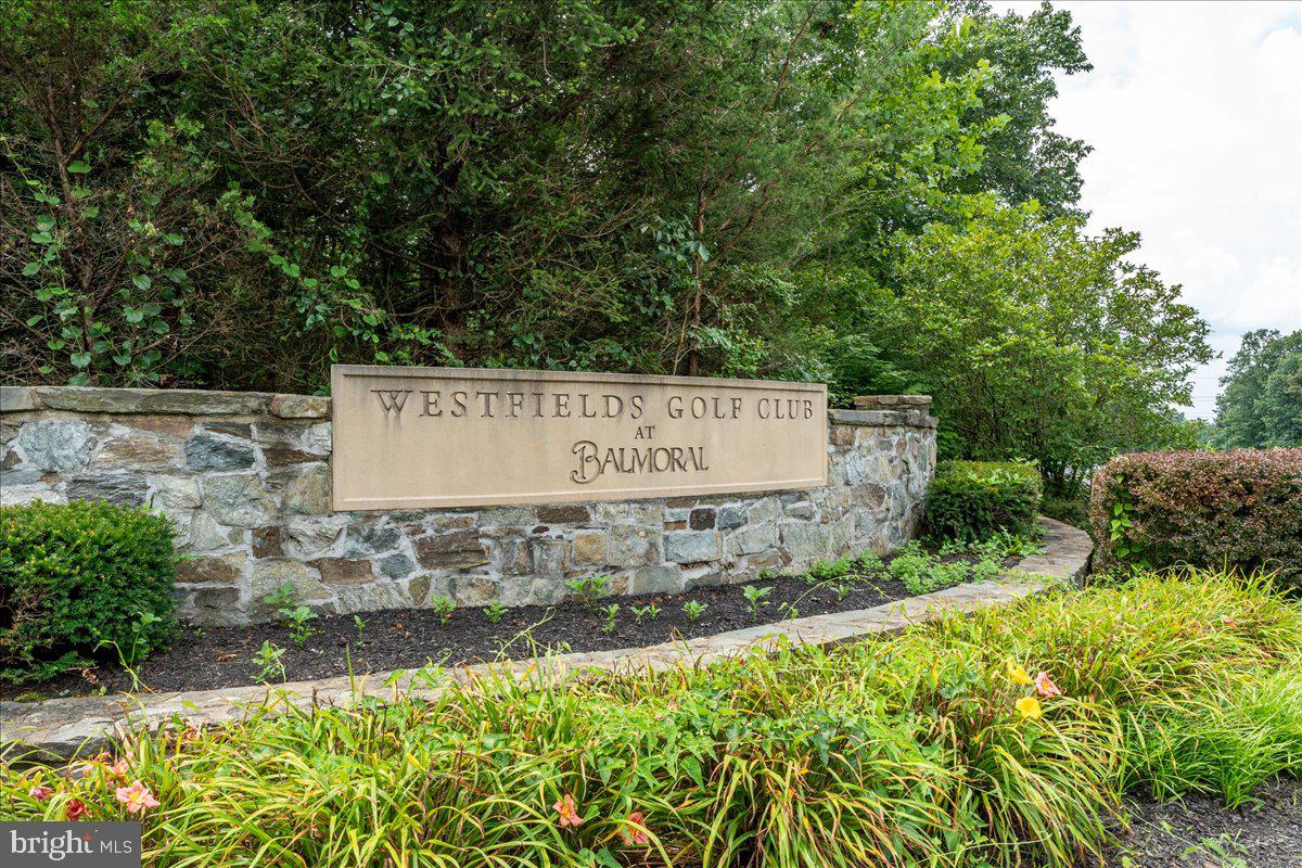 7411 UNION RIDGE RD, CLIFTON, Virginia 20124, 5 Bedrooms Bedrooms, ,4 BathroomsBathrooms,Residential,For sale,7411 UNION RIDGE RD,VAFX2255508 MLS # VAFX2255508