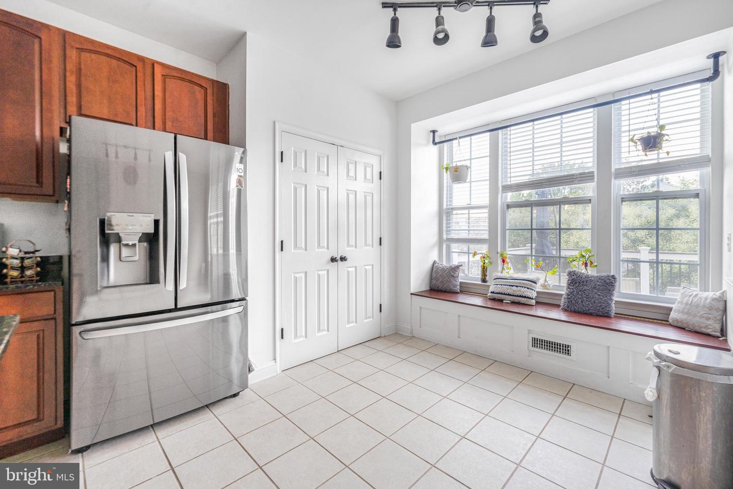 820 FERNDALE TER NE, LEESBURG, Virginia 20176, 3 Bedrooms Bedrooms, ,3 BathroomsBathrooms,Residential,For sale,820 FERNDALE TER NE,VALO2102226 MLS # VALO2102226