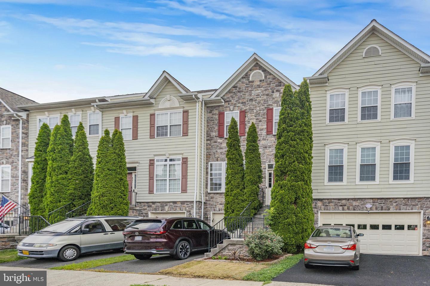 820 FERNDALE TER NE, LEESBURG, Virginia 20176, 3 Bedrooms Bedrooms, ,3 BathroomsBathrooms,Residential,For sale,820 FERNDALE TER NE,VALO2102226 MLS # VALO2102226