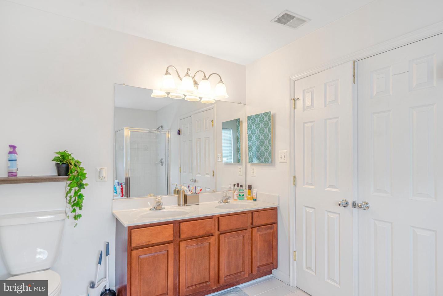 820 FERNDALE TER NE, LEESBURG, Virginia 20176, 3 Bedrooms Bedrooms, ,3 BathroomsBathrooms,Residential,For sale,820 FERNDALE TER NE,VALO2102226 MLS # VALO2102226