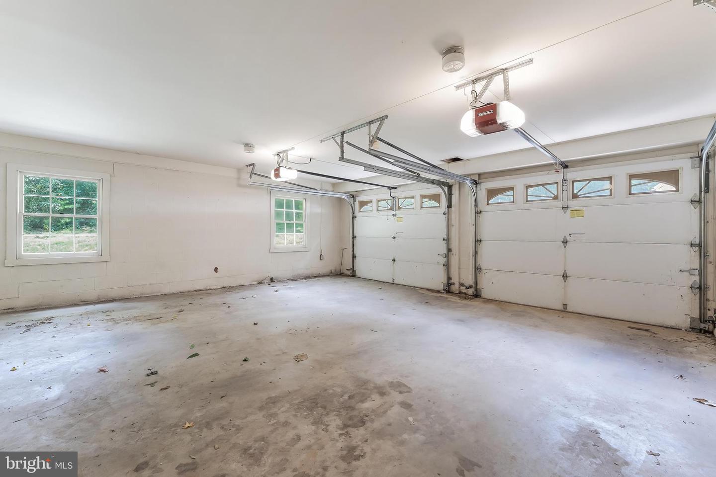 11115 STREAMVIEW CT, GREAT FALLS, Virginia 22066, 5 Bedrooms Bedrooms, ,3 BathroomsBathrooms,Residential,For sale,11115 STREAMVIEW CT,VAFX2255586 MLS # VAFX2255586