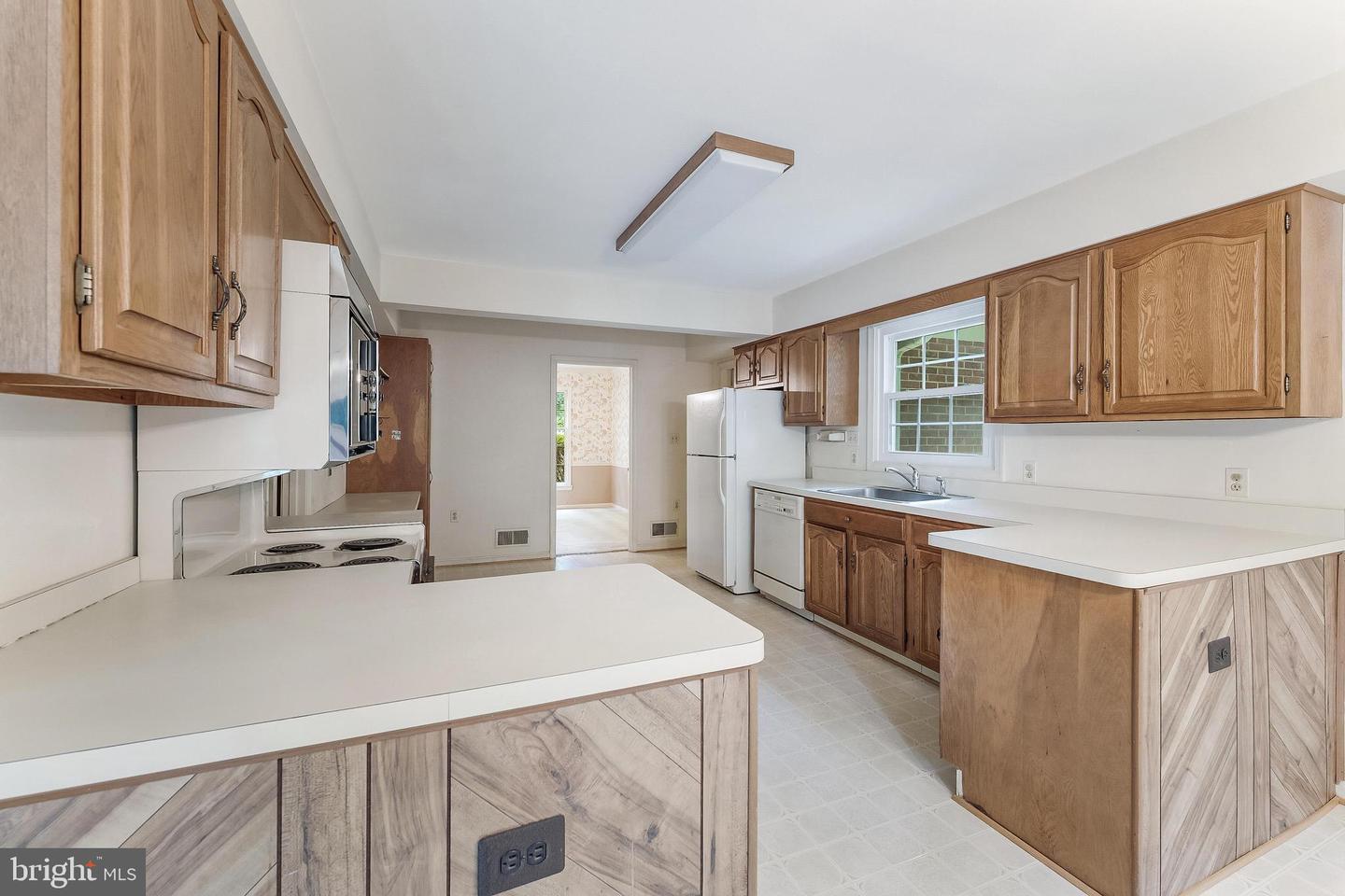 11115 STREAMVIEW CT, GREAT FALLS, Virginia 22066, 5 Bedrooms Bedrooms, ,3 BathroomsBathrooms,Residential,For sale,11115 STREAMVIEW CT,VAFX2255586 MLS # VAFX2255586