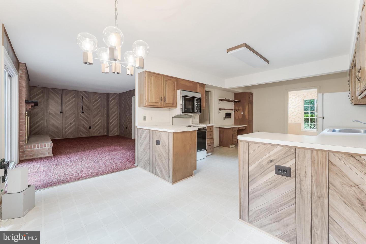 11115 STREAMVIEW CT, GREAT FALLS, Virginia 22066, 5 Bedrooms Bedrooms, ,3 BathroomsBathrooms,Residential,For sale,11115 STREAMVIEW CT,VAFX2255586 MLS # VAFX2255586