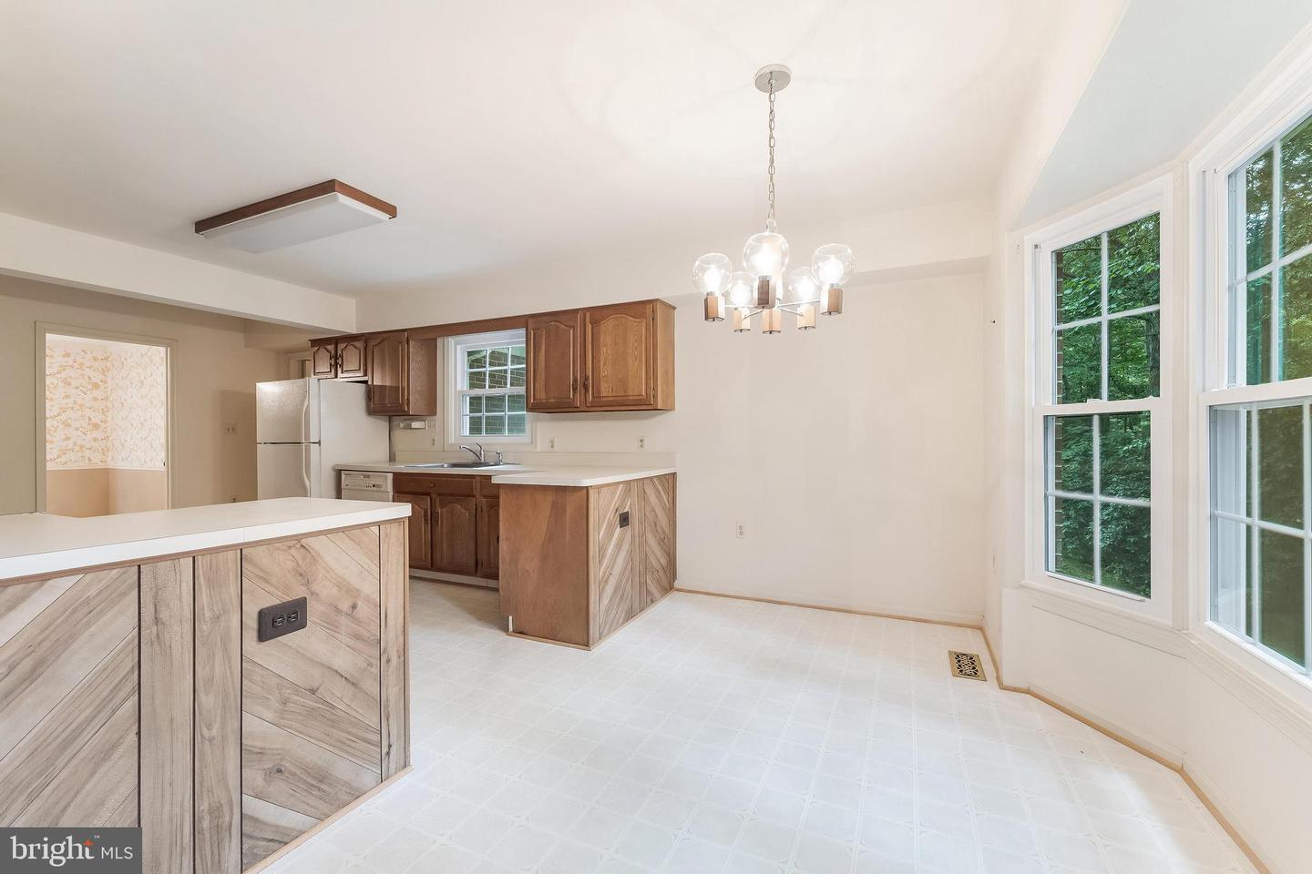 11115 STREAMVIEW CT, GREAT FALLS, Virginia 22066, 5 Bedrooms Bedrooms, ,3 BathroomsBathrooms,Residential,For sale,11115 STREAMVIEW CT,VAFX2255586 MLS # VAFX2255586