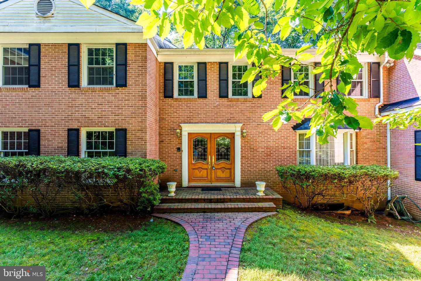 11115 STREAMVIEW CT, GREAT FALLS, Virginia 22066, 5 Bedrooms Bedrooms, ,3 BathroomsBathrooms,Residential,For sale,11115 STREAMVIEW CT,VAFX2255586 MLS # VAFX2255586