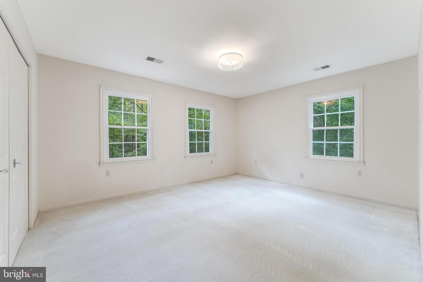 11115 STREAMVIEW CT, GREAT FALLS, Virginia 22066, 5 Bedrooms Bedrooms, ,3 BathroomsBathrooms,Residential,For sale,11115 STREAMVIEW CT,VAFX2255586 MLS # VAFX2255586
