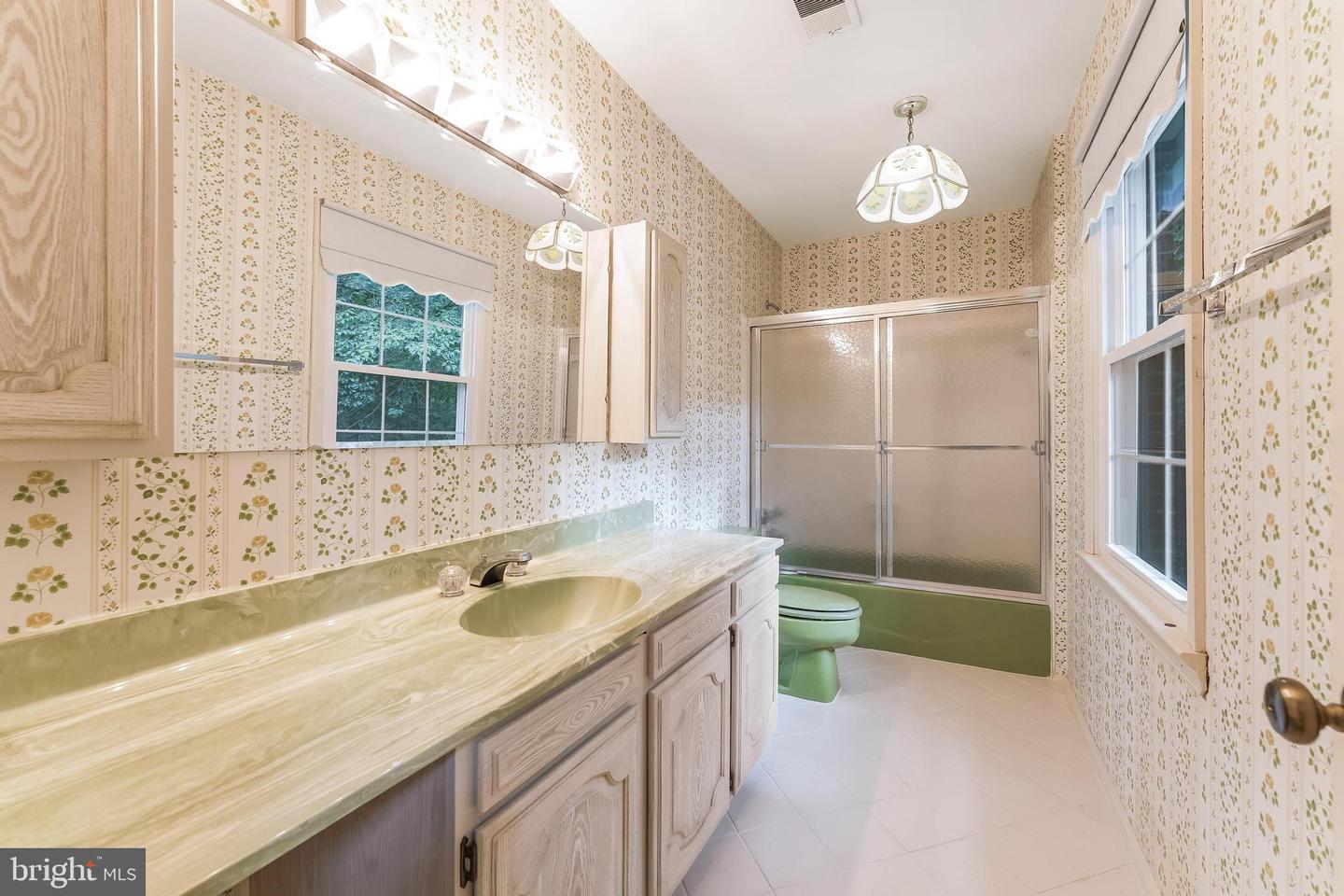 11115 STREAMVIEW CT, GREAT FALLS, Virginia 22066, 5 Bedrooms Bedrooms, ,3 BathroomsBathrooms,Residential,For sale,11115 STREAMVIEW CT,VAFX2255586 MLS # VAFX2255586