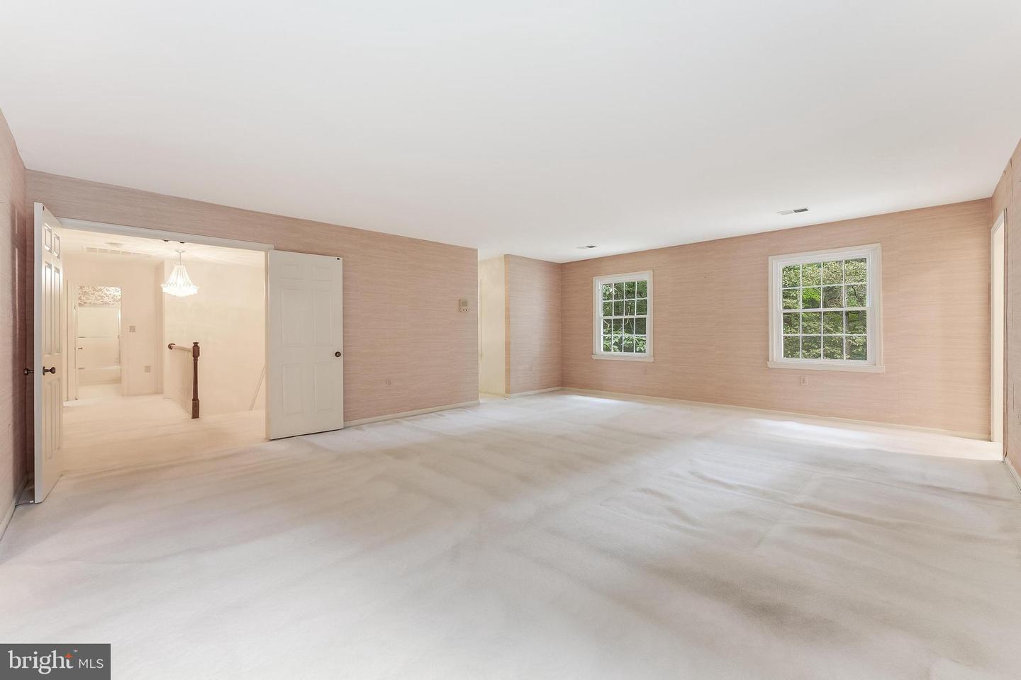 11115 STREAMVIEW CT, GREAT FALLS, Virginia 22066, 5 Bedrooms Bedrooms, ,3 BathroomsBathrooms,Residential,For sale,11115 STREAMVIEW CT,VAFX2255586 MLS # VAFX2255586
