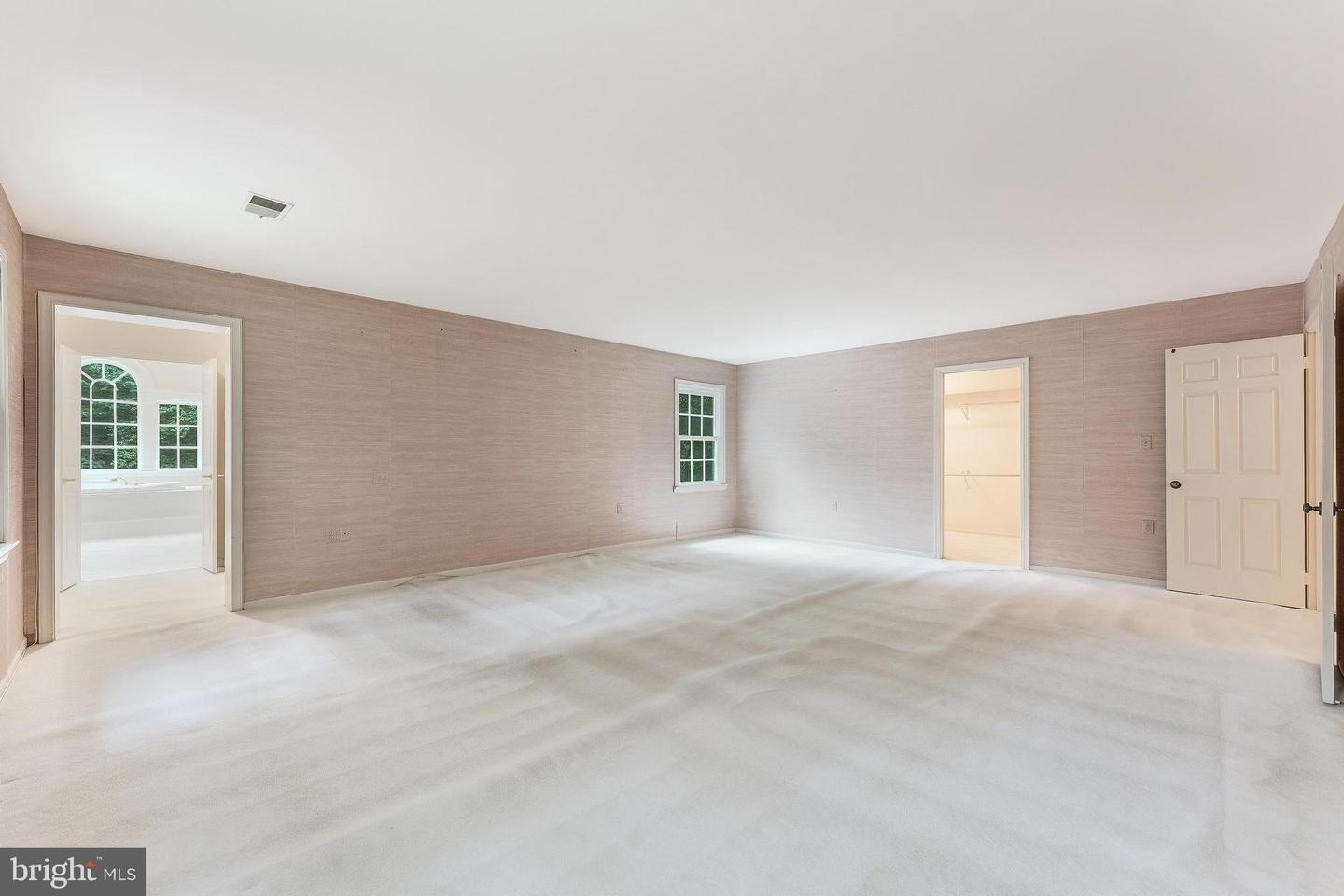 11115 STREAMVIEW CT, GREAT FALLS, Virginia 22066, 5 Bedrooms Bedrooms, ,3 BathroomsBathrooms,Residential,For sale,11115 STREAMVIEW CT,VAFX2255586 MLS # VAFX2255586