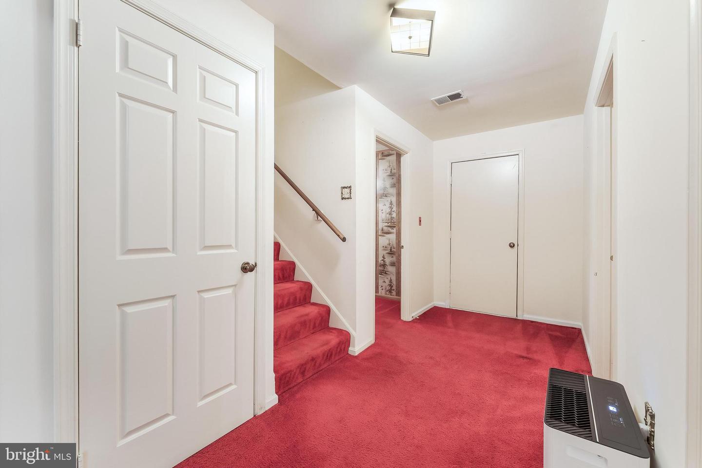 11115 STREAMVIEW CT, GREAT FALLS, Virginia 22066, 5 Bedrooms Bedrooms, ,3 BathroomsBathrooms,Residential,For sale,11115 STREAMVIEW CT,VAFX2255586 MLS # VAFX2255586