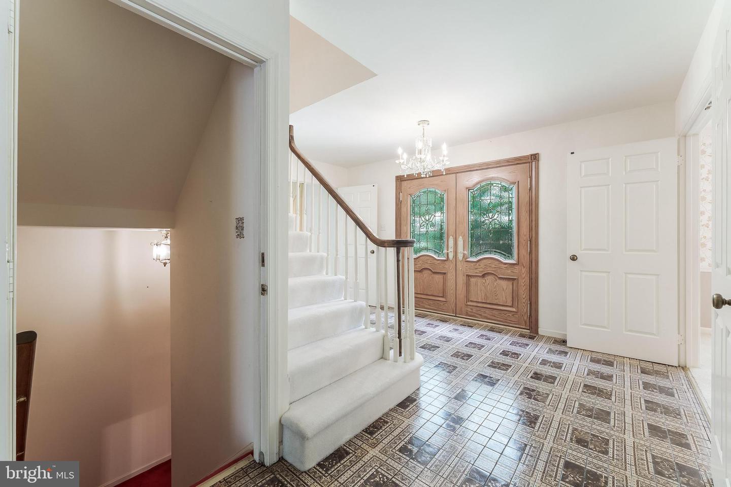 11115 STREAMVIEW CT, GREAT FALLS, Virginia 22066, 5 Bedrooms Bedrooms, ,3 BathroomsBathrooms,Residential,For sale,11115 STREAMVIEW CT,VAFX2255586 MLS # VAFX2255586