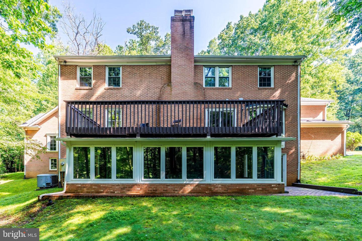 11115 STREAMVIEW CT, GREAT FALLS, Virginia 22066, 5 Bedrooms Bedrooms, ,3 BathroomsBathrooms,Residential,For sale,11115 STREAMVIEW CT,VAFX2255586 MLS # VAFX2255586