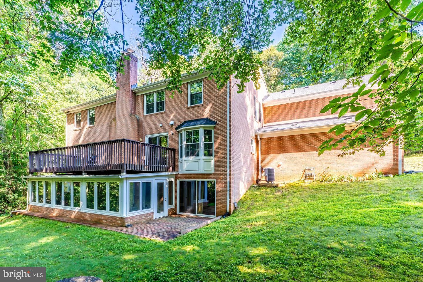 11115 STREAMVIEW CT, GREAT FALLS, Virginia 22066, 5 Bedrooms Bedrooms, ,3 BathroomsBathrooms,Residential,For sale,11115 STREAMVIEW CT,VAFX2255586 MLS # VAFX2255586