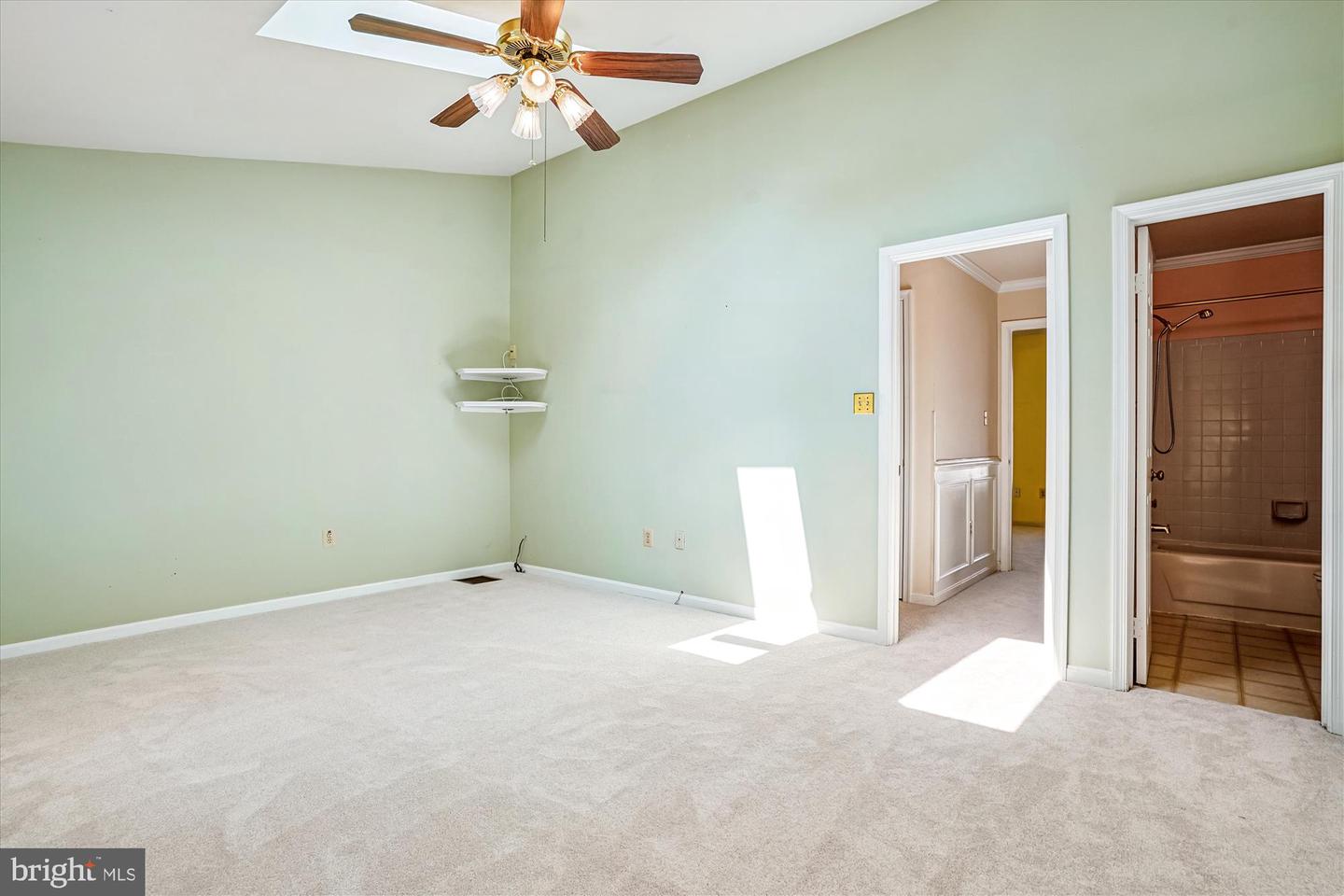 14495 WHISPERWOOD CT, DUMFRIES, Virginia 22025, 3 Bedrooms Bedrooms, ,3 BathroomsBathrooms,Residential,For sale,14495 WHISPERWOOD CT,VAPW2099278 MLS # VAPW2099278