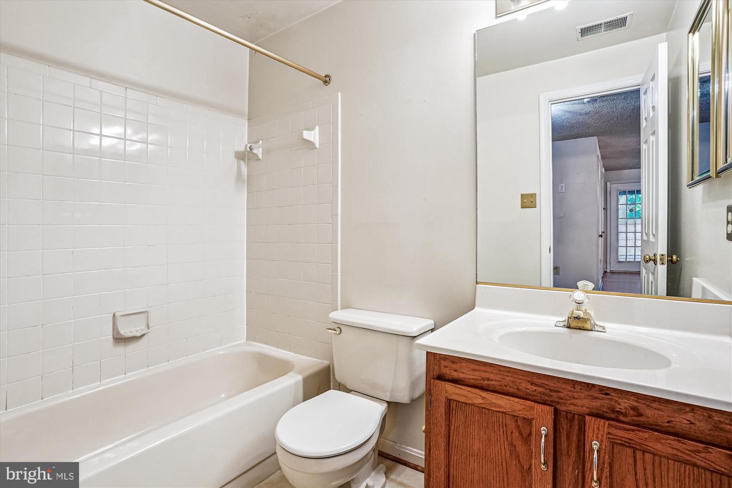 14495 WHISPERWOOD CT, DUMFRIES, Virginia 22025, 3 Bedrooms Bedrooms, ,3 BathroomsBathrooms,Residential,For sale,14495 WHISPERWOOD CT,VAPW2099278 MLS # VAPW2099278
