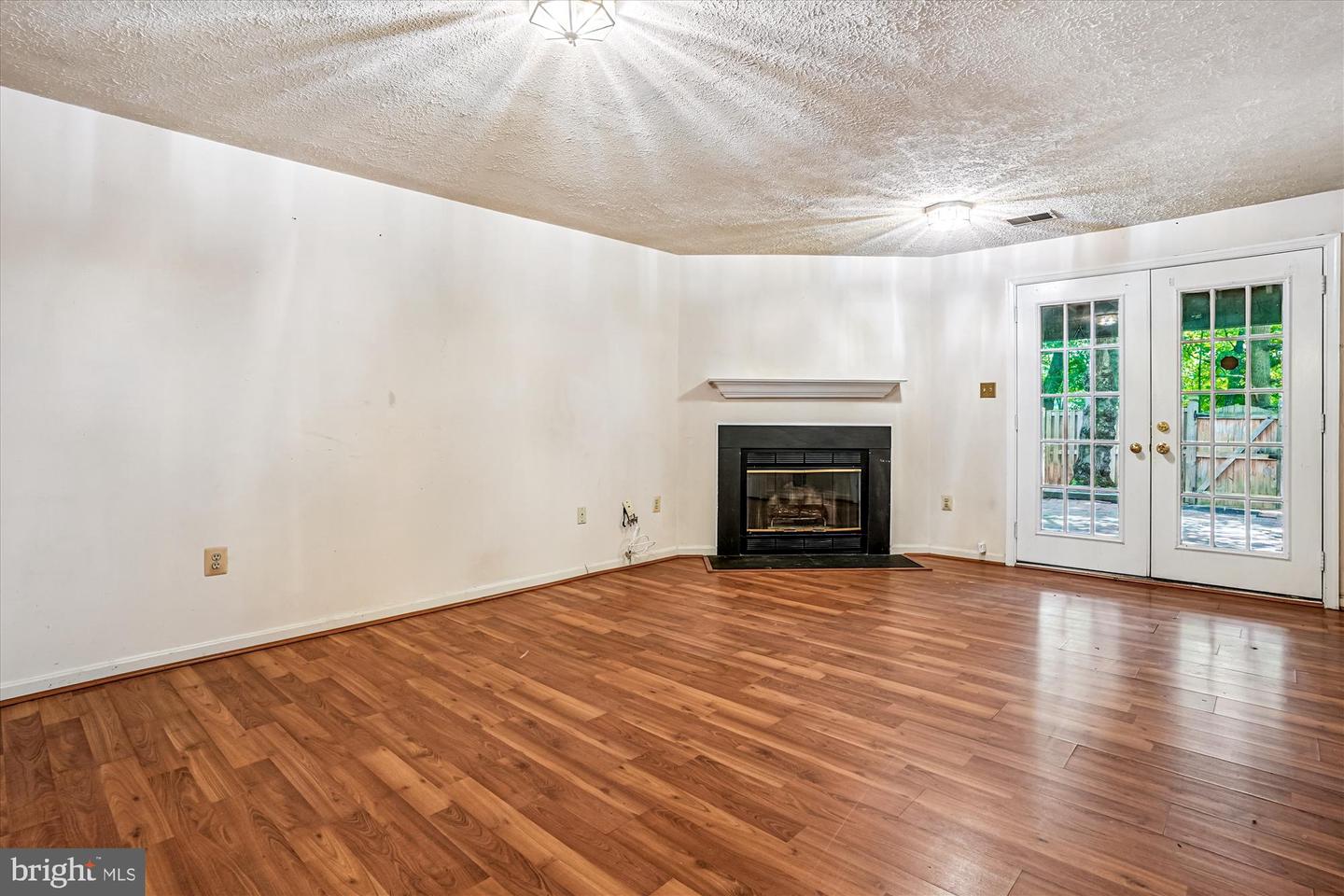 14495 WHISPERWOOD CT, DUMFRIES, Virginia 22025, 3 Bedrooms Bedrooms, ,3 BathroomsBathrooms,Residential,For sale,14495 WHISPERWOOD CT,VAPW2099278 MLS # VAPW2099278