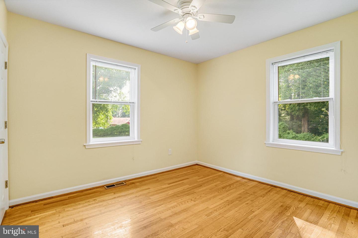 3007 JAMES ST, FAIRFAX, Virginia 22031, 5 Bedrooms Bedrooms, ,2 BathroomsBathrooms,Residential,For sale,3007 JAMES ST,VAFX2256094 MLS # VAFX2256094
