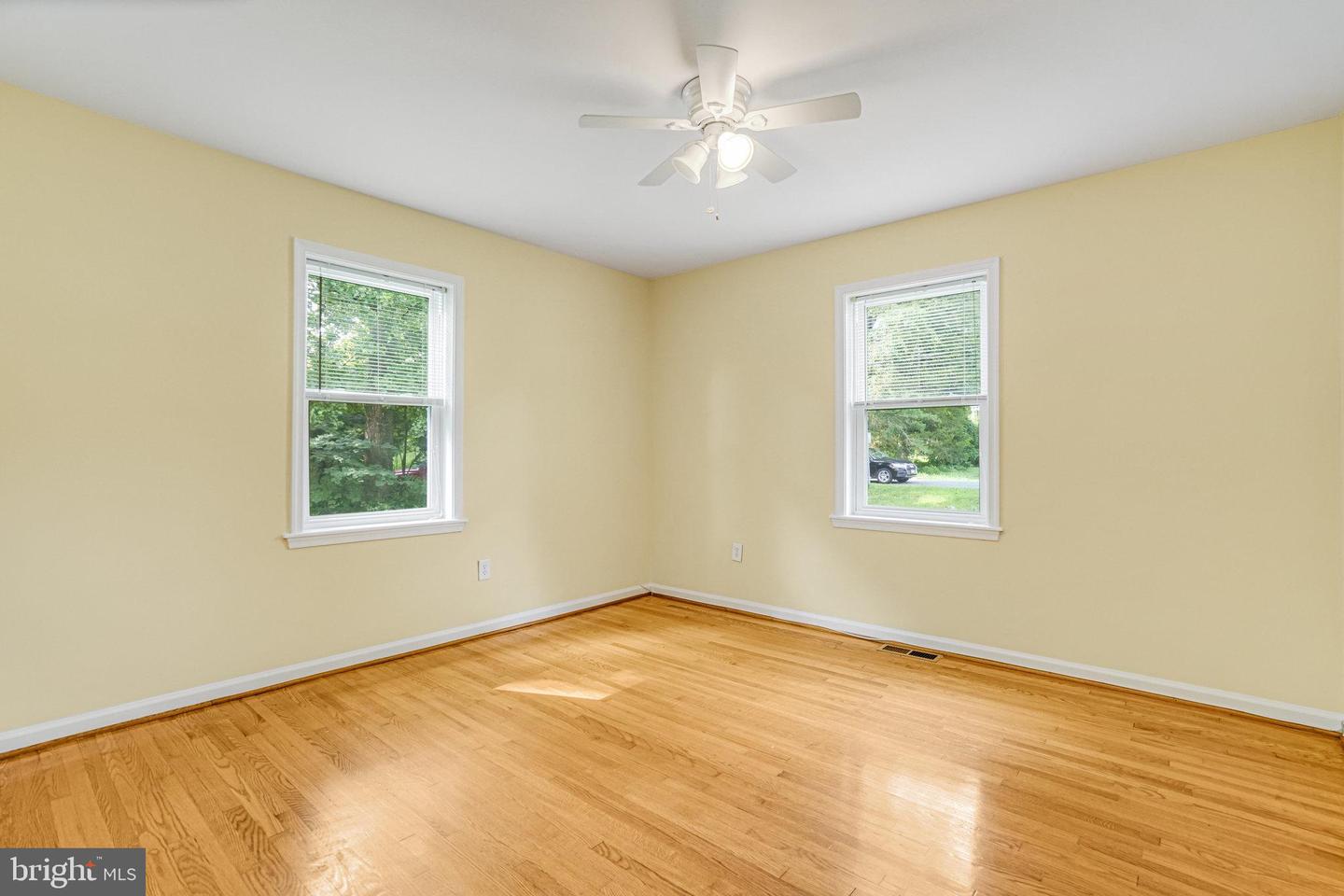 3007 JAMES ST, FAIRFAX, Virginia 22031, 5 Bedrooms Bedrooms, ,2 BathroomsBathrooms,Residential,For sale,3007 JAMES ST,VAFX2256094 MLS # VAFX2256094