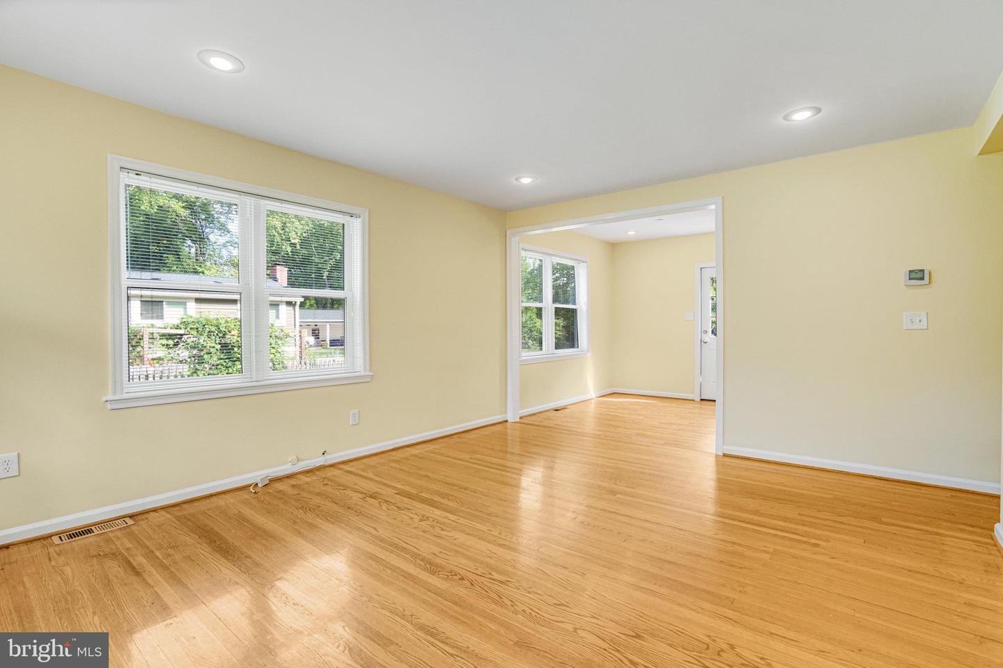 3007 JAMES ST, FAIRFAX, Virginia 22031, 5 Bedrooms Bedrooms, ,2 BathroomsBathrooms,Residential,For sale,3007 JAMES ST,VAFX2256094 MLS # VAFX2256094