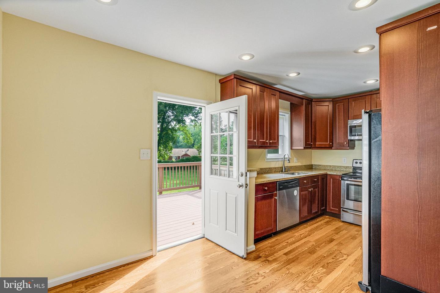3007 JAMES ST, FAIRFAX, Virginia 22031, 5 Bedrooms Bedrooms, ,2 BathroomsBathrooms,Residential,For sale,3007 JAMES ST,VAFX2256094 MLS # VAFX2256094