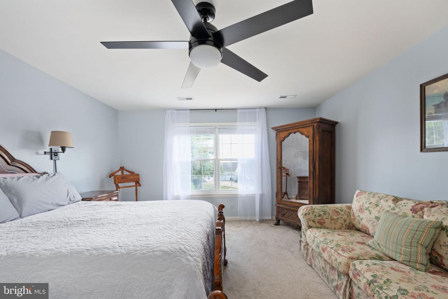17 LOTUS LN, STAFFORD, Virginia 22554, 5 Bedrooms Bedrooms, ,3 BathroomsBathrooms,Residential,For sale,17 LOTUS LN,VAST2040916 MLS # VAST2040916