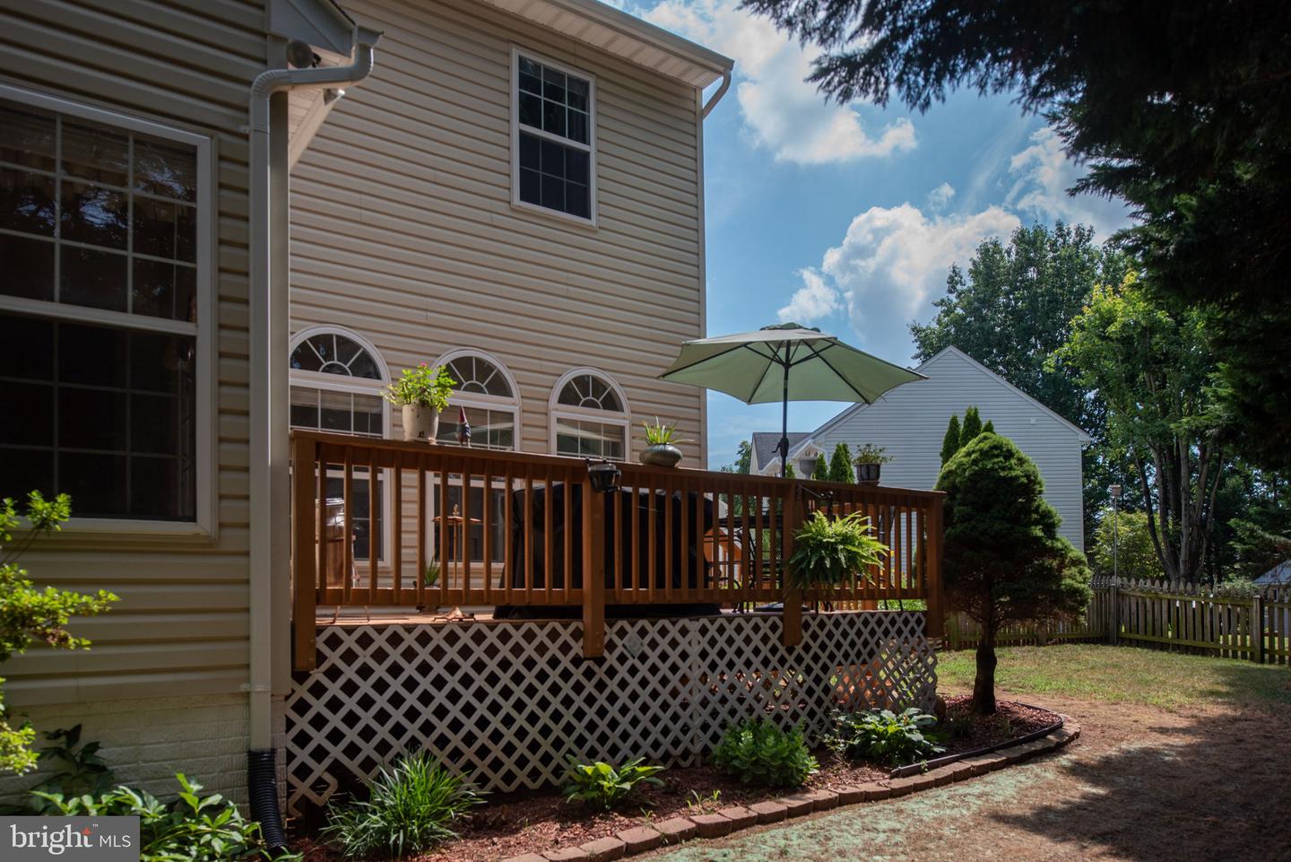 17 LOTUS LN, STAFFORD, Virginia 22554, 5 Bedrooms Bedrooms, ,3 BathroomsBathrooms,Residential,For sale,17 LOTUS LN,VAST2040916 MLS # VAST2040916