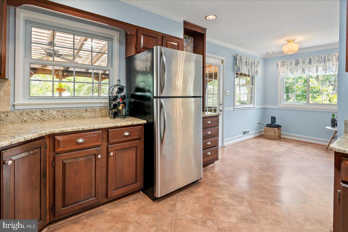 8511 BOUND BROOK LN, ALEXANDRIA, Virginia 22309, 5 Bedrooms Bedrooms, ,3 BathroomsBathrooms,Residential,For sale,8511 BOUND BROOK LN,VAFX2256260 MLS # VAFX2256260