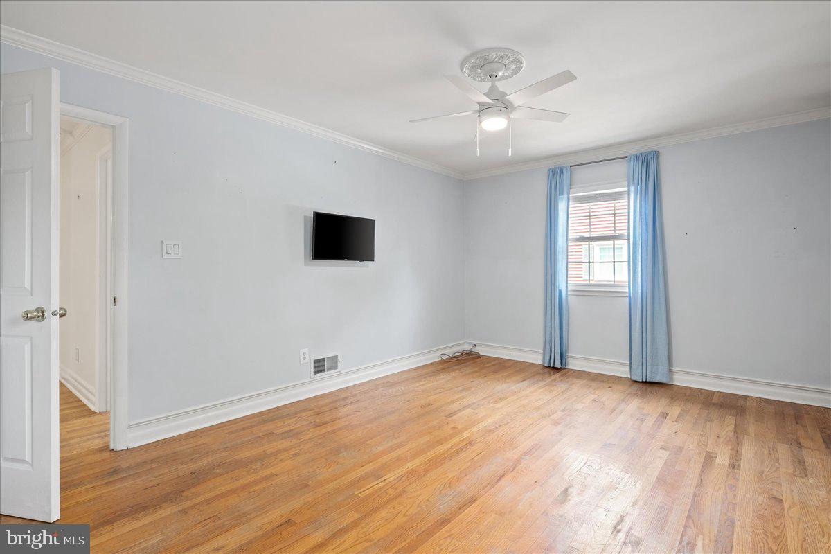 8511 BOUND BROOK LN, ALEXANDRIA, Virginia 22309, 5 Bedrooms Bedrooms, ,3 BathroomsBathrooms,Residential,For sale,8511 BOUND BROOK LN,VAFX2256260 MLS # VAFX2256260