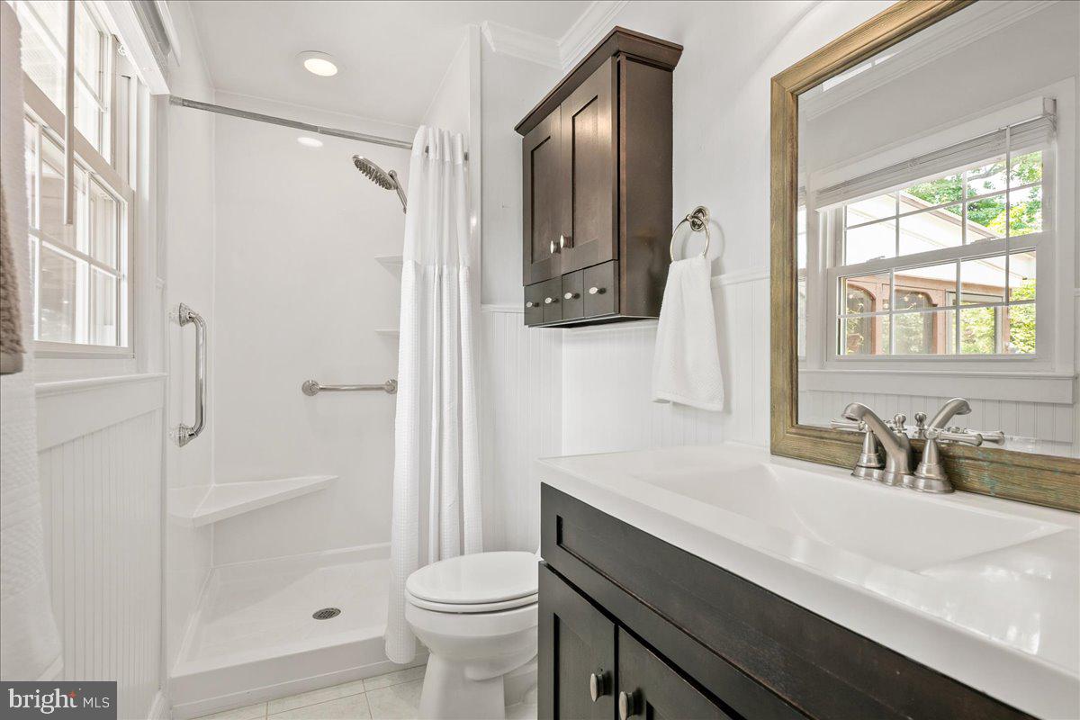 8511 BOUND BROOK LN, ALEXANDRIA, Virginia 22309, 5 Bedrooms Bedrooms, ,3 BathroomsBathrooms,Residential,For sale,8511 BOUND BROOK LN,VAFX2256260 MLS # VAFX2256260