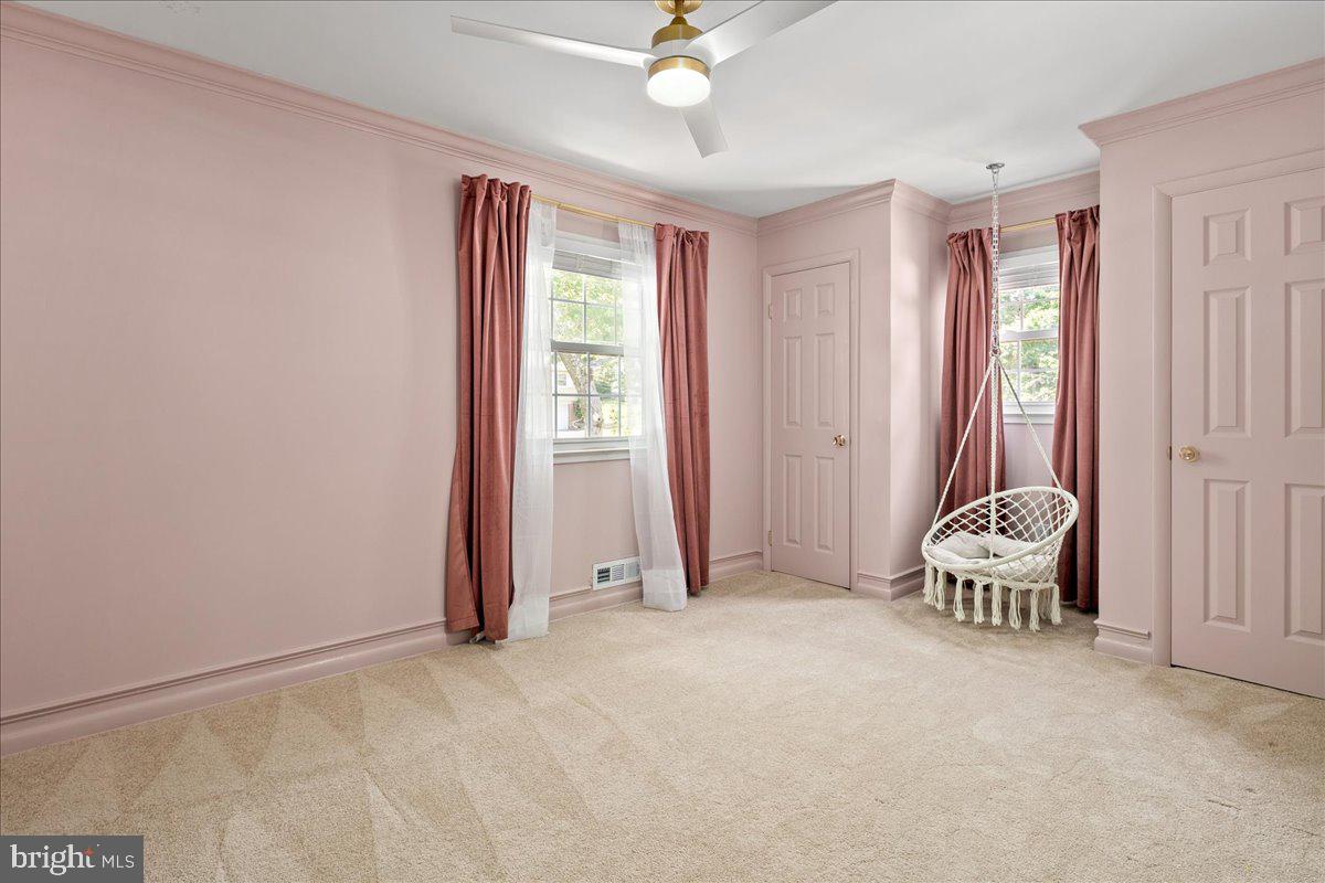 8511 BOUND BROOK LN, ALEXANDRIA, Virginia 22309, 5 Bedrooms Bedrooms, ,3 BathroomsBathrooms,Residential,For sale,8511 BOUND BROOK LN,VAFX2256260 MLS # VAFX2256260