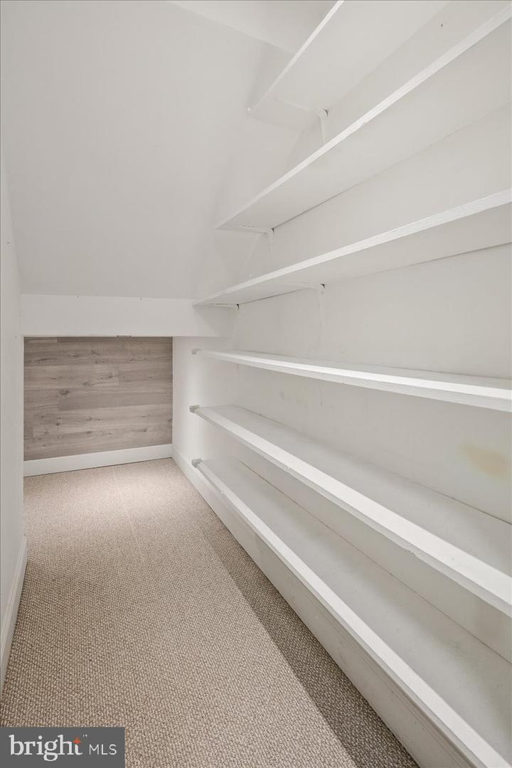 8511 BOUND BROOK LN, ALEXANDRIA, Virginia 22309, 5 Bedrooms Bedrooms, ,3 BathroomsBathrooms,Residential,For sale,8511 BOUND BROOK LN,VAFX2256260 MLS # VAFX2256260