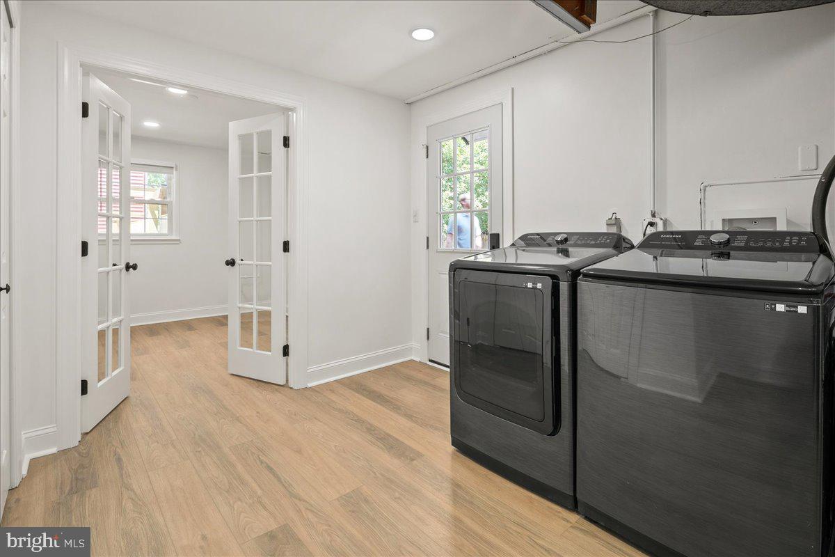 8511 BOUND BROOK LN, ALEXANDRIA, Virginia 22309, 5 Bedrooms Bedrooms, ,3 BathroomsBathrooms,Residential,For sale,8511 BOUND BROOK LN,VAFX2256260 MLS # VAFX2256260