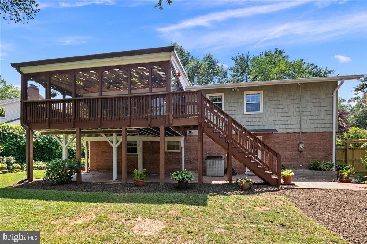 8511 BOUND BROOK LN, ALEXANDRIA, Virginia 22309, 5 Bedrooms Bedrooms, ,3 BathroomsBathrooms,Residential,For sale,8511 BOUND BROOK LN,VAFX2256260 MLS # VAFX2256260