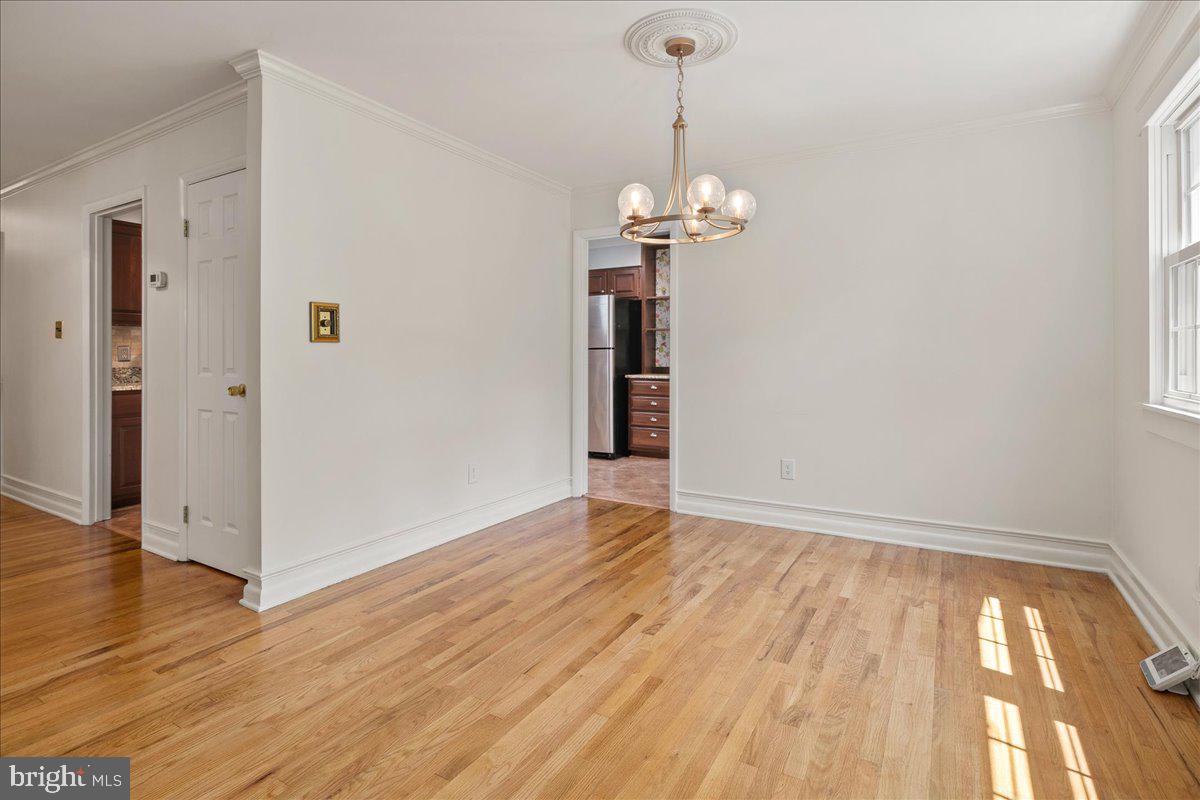 8511 BOUND BROOK LN, ALEXANDRIA, Virginia 22309, 5 Bedrooms Bedrooms, ,3 BathroomsBathrooms,Residential,For sale,8511 BOUND BROOK LN,VAFX2256260 MLS # VAFX2256260
