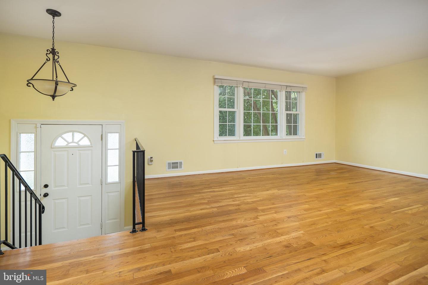 3017 BATTERSEA LN, ALEXANDRIA, Virginia 22309, 4 Bedrooms Bedrooms, ,3 BathroomsBathrooms,Residential,For sale,3017 BATTERSEA LN,VAFX2256288 MLS # VAFX2256288