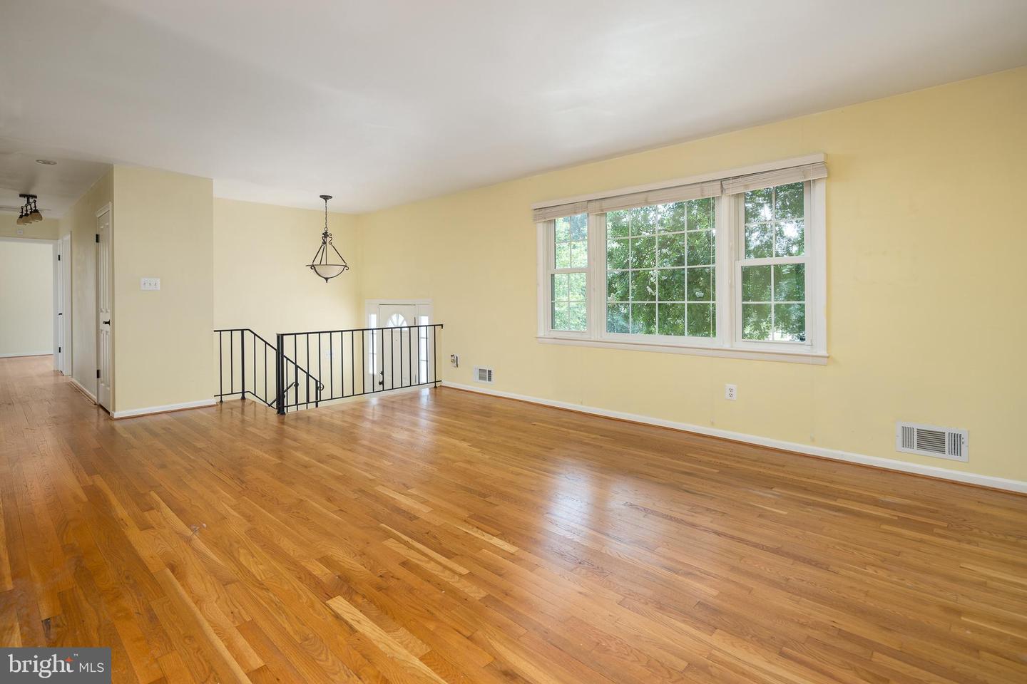 3017 BATTERSEA LN, ALEXANDRIA, Virginia 22309, 4 Bedrooms Bedrooms, ,3 BathroomsBathrooms,Residential,For sale,3017 BATTERSEA LN,VAFX2256288 MLS # VAFX2256288