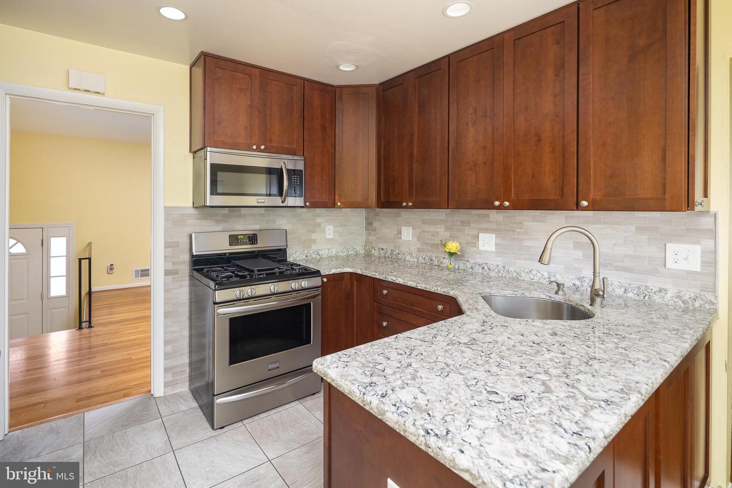 3017 BATTERSEA LN, ALEXANDRIA, Virginia 22309, 4 Bedrooms Bedrooms, ,3 BathroomsBathrooms,Residential,For sale,3017 BATTERSEA LN,VAFX2256288 MLS # VAFX2256288