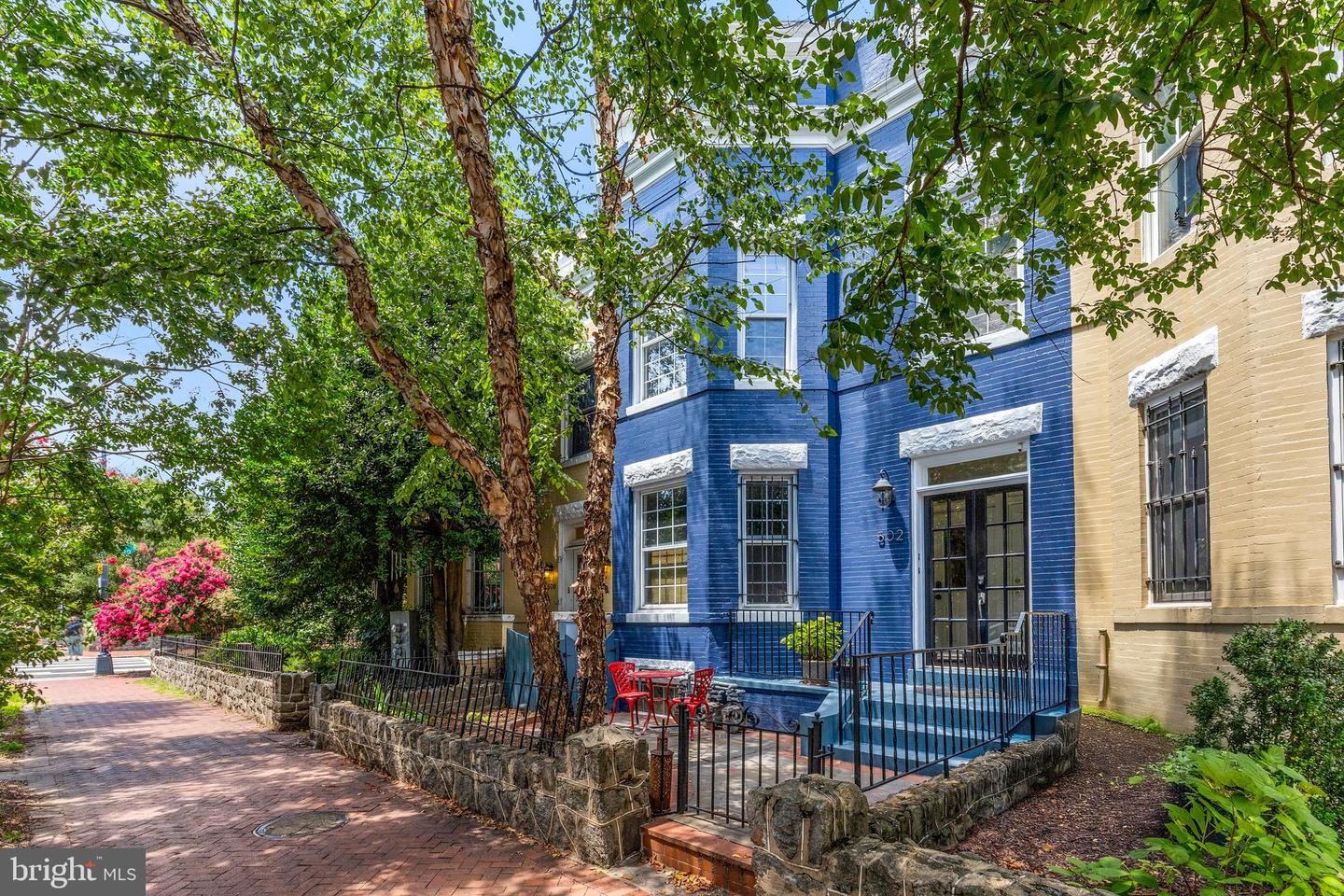 502 G ST NE, WASHINGTON, District Of Columbia 20002, 4 Bedrooms Bedrooms, ,4 BathroomsBathrooms,Residential,For sale,502 G ST NE,DCDC2211218 MLS # DCDC2211218