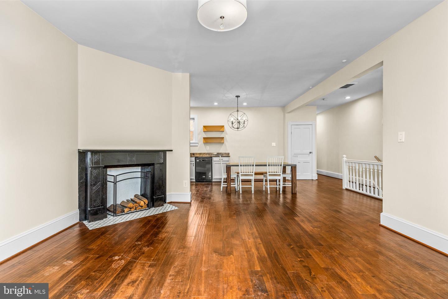 502 G ST NE, WASHINGTON, District Of Columbia 20002, 4 Bedrooms Bedrooms, ,4 BathroomsBathrooms,Residential,For sale,502 G ST NE,DCDC2211218 MLS # DCDC2211218
