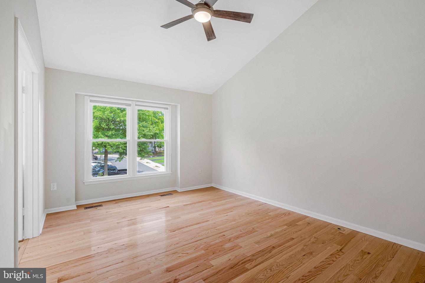 13908 BATON ROUGE CT, CENTREVILLE, Virginia 20121, 3 Bedrooms Bedrooms, ,2 BathroomsBathrooms,Residential,For sale,13908 BATON ROUGE CT,VAFX2256530 MLS # VAFX2256530