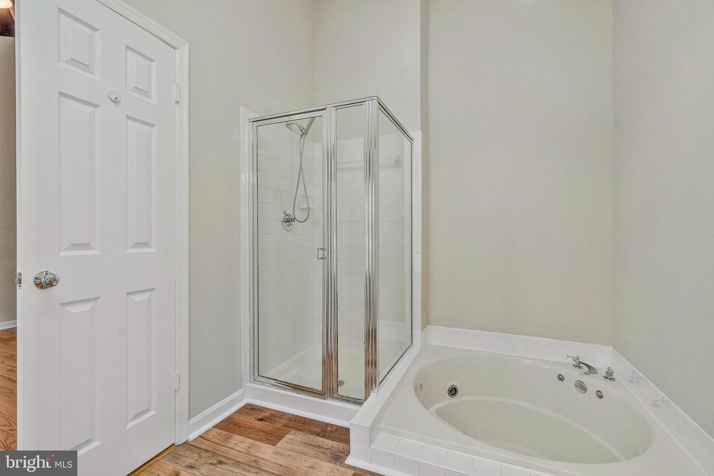 13908 BATON ROUGE CT, CENTREVILLE, Virginia 20121, 3 Bedrooms Bedrooms, ,2 BathroomsBathrooms,Residential,For sale,13908 BATON ROUGE CT,VAFX2256530 MLS # VAFX2256530